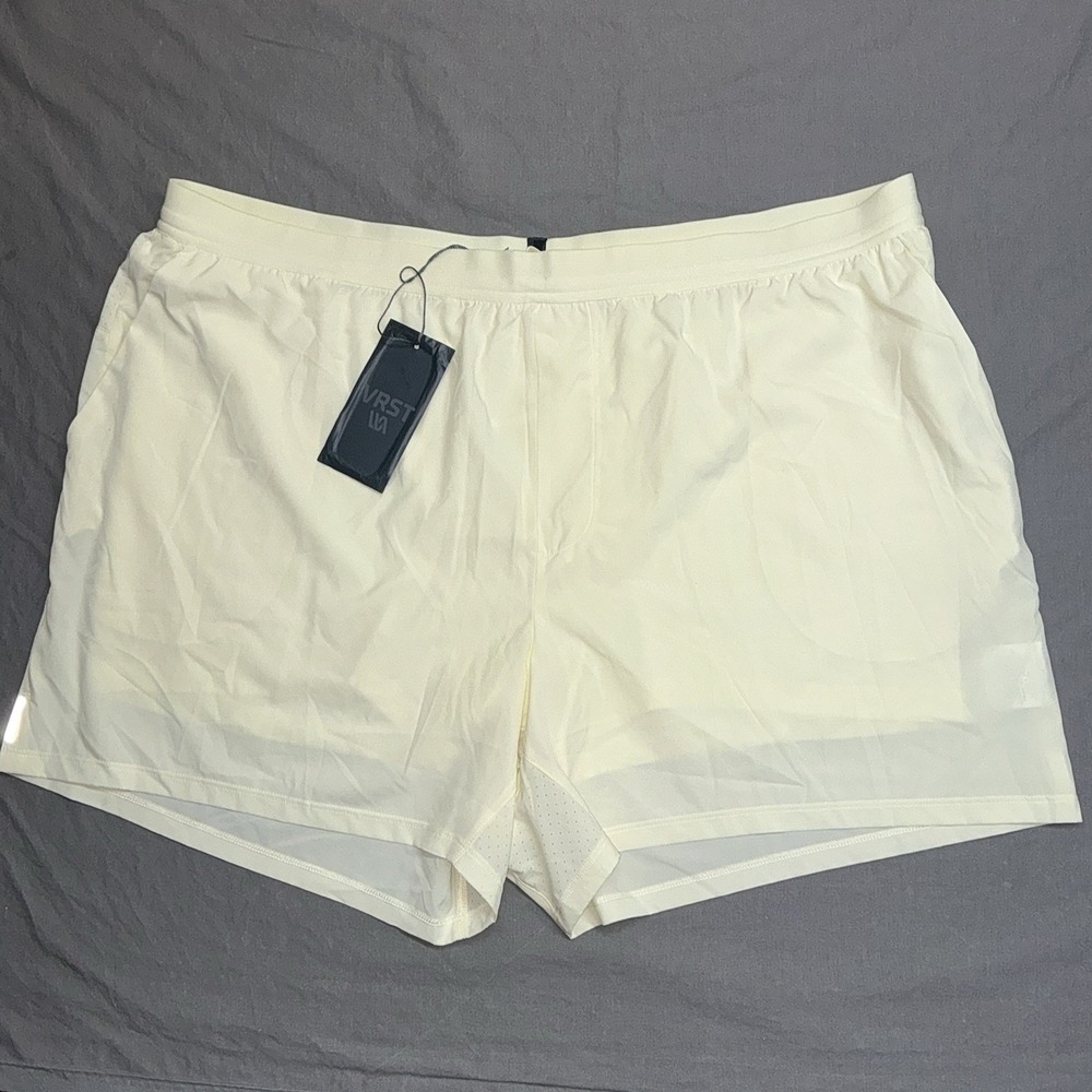 VRST Men's 2xl 2 In 1 Athletic Shorts with Liner Off White NWT XXL